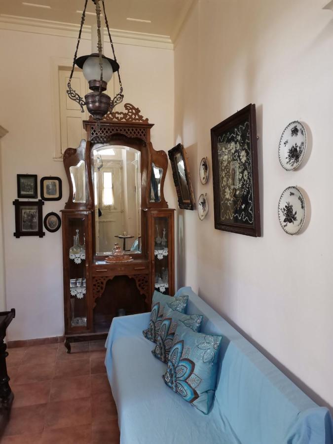 シミ Giannas Houseヴィラ エクステリア 写真